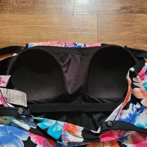 Swimsuit One Piece Floral Black Pink Size 18 Slimming Tropical Aloha - Picture 6 of 8